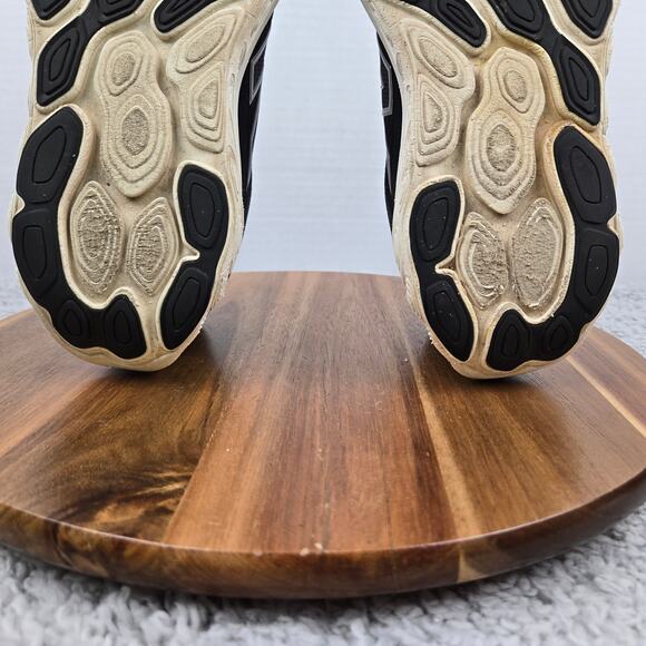 New Balance Women 9B Fresh Foam X 880v14 Black White Daily Gym Road Running Shoe - Picture 10 of 13